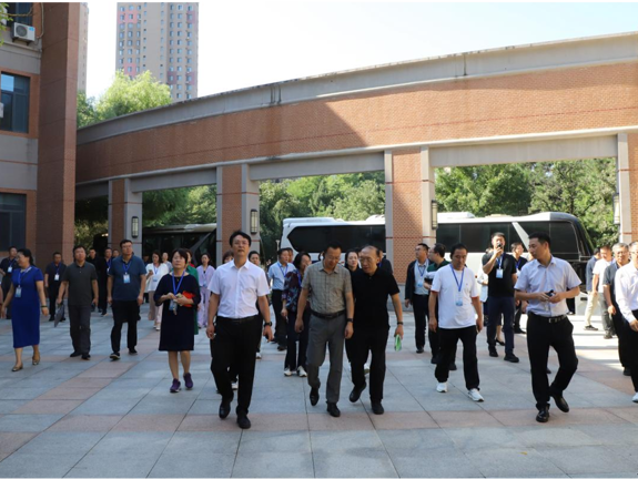 辽宁省百名校长齐聚东北育才 共探拔尖创新人才早期培养之道