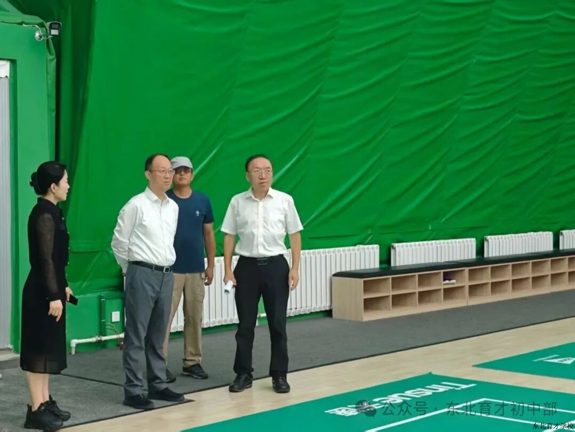 市教育局党组书记、局长关金到东北育才学校中山校区调研指导开学前校园安全工作